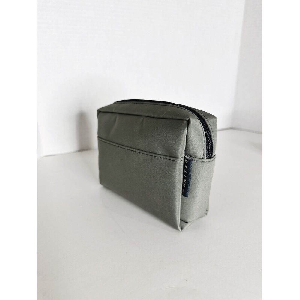 United Airlines Amenity Travel Kit Pouch Bag Mid 2000s, Green, Crabtree & Evelyn
